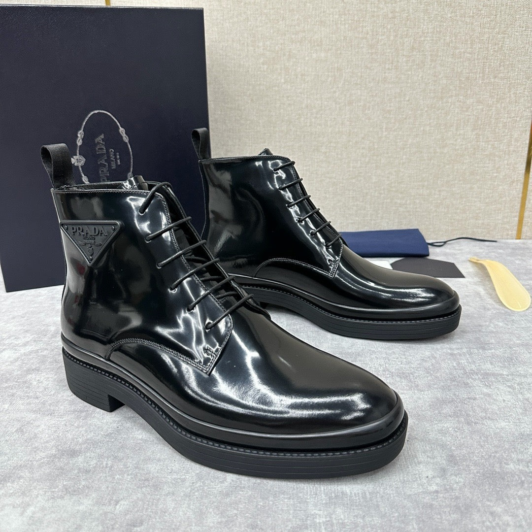 Black Patent Lug Sole Lace-Up Boot - Men's