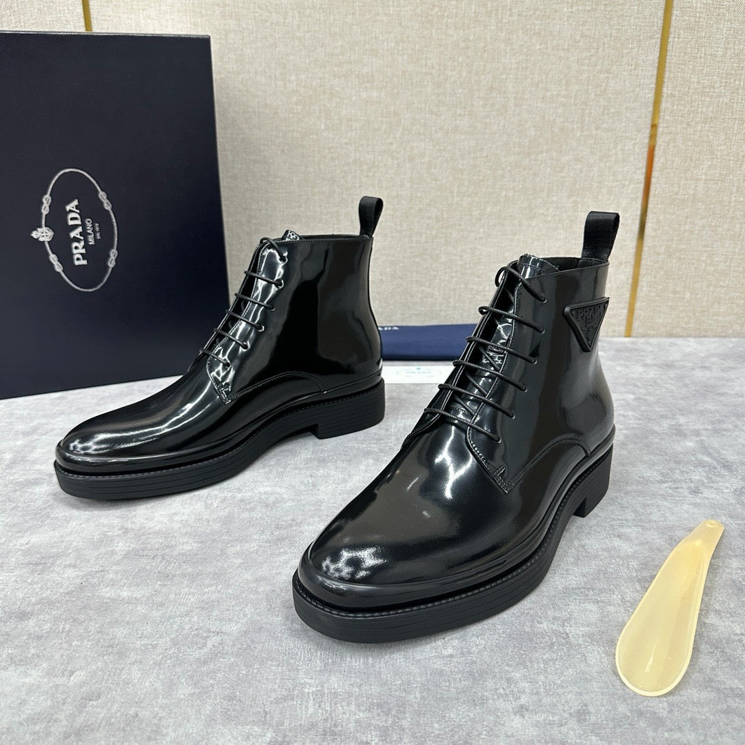 Black Patent Lug Sole Lace-Up Boot - Men's