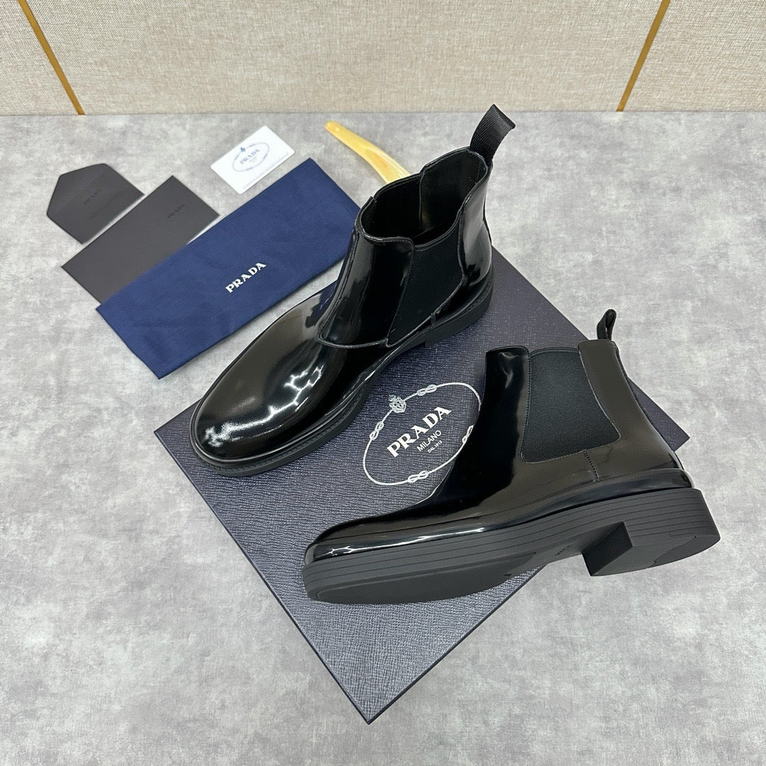 Black Patent Plain Chelsea Boot - Men's