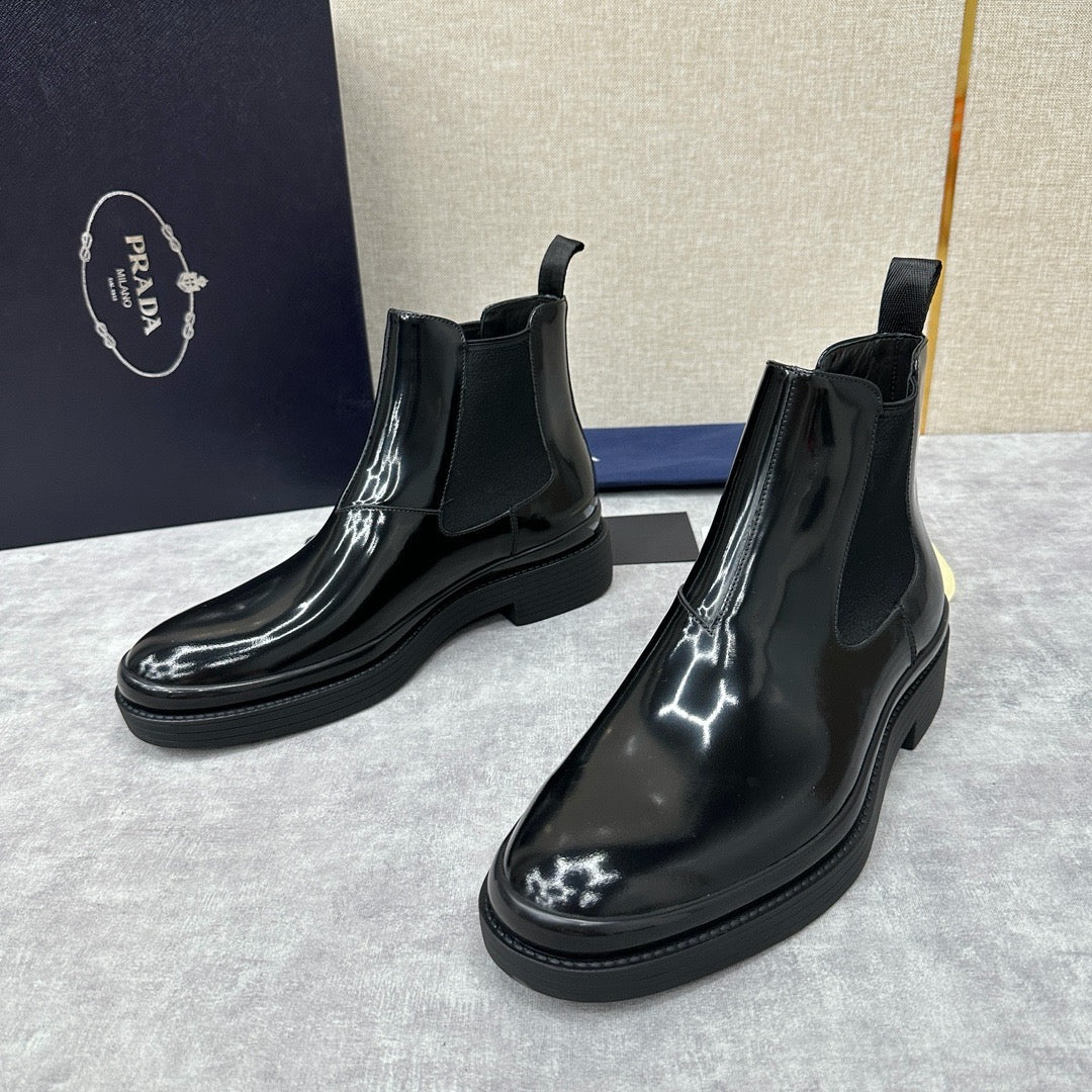 Black Patent Plain Chelsea Boot - Men's