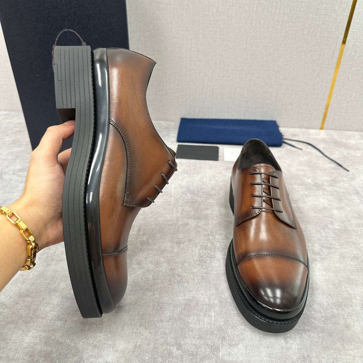 Mehrfarbige Derby-Schuhe – Herren