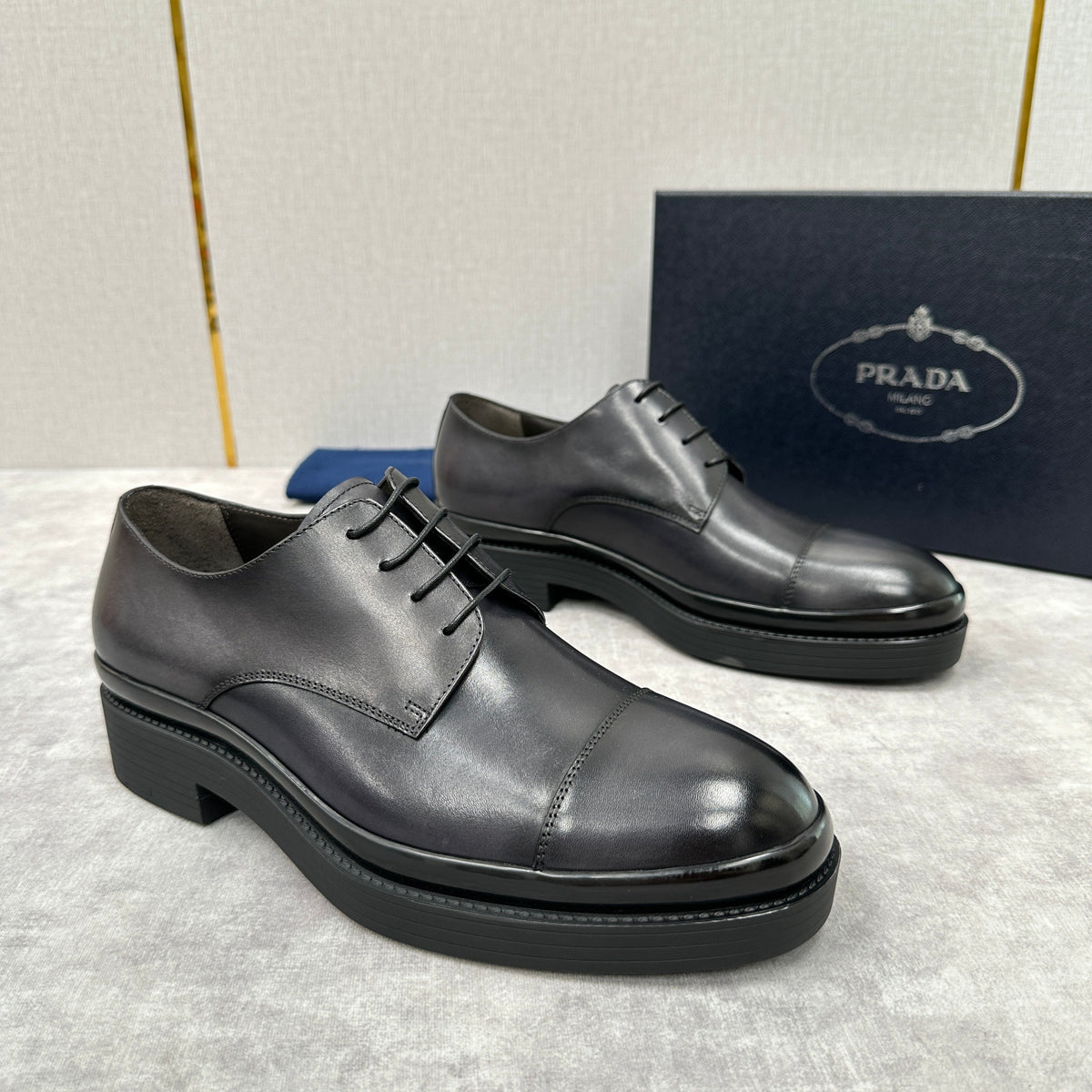 Mehrfarbige Derby-Schuhe – Herren