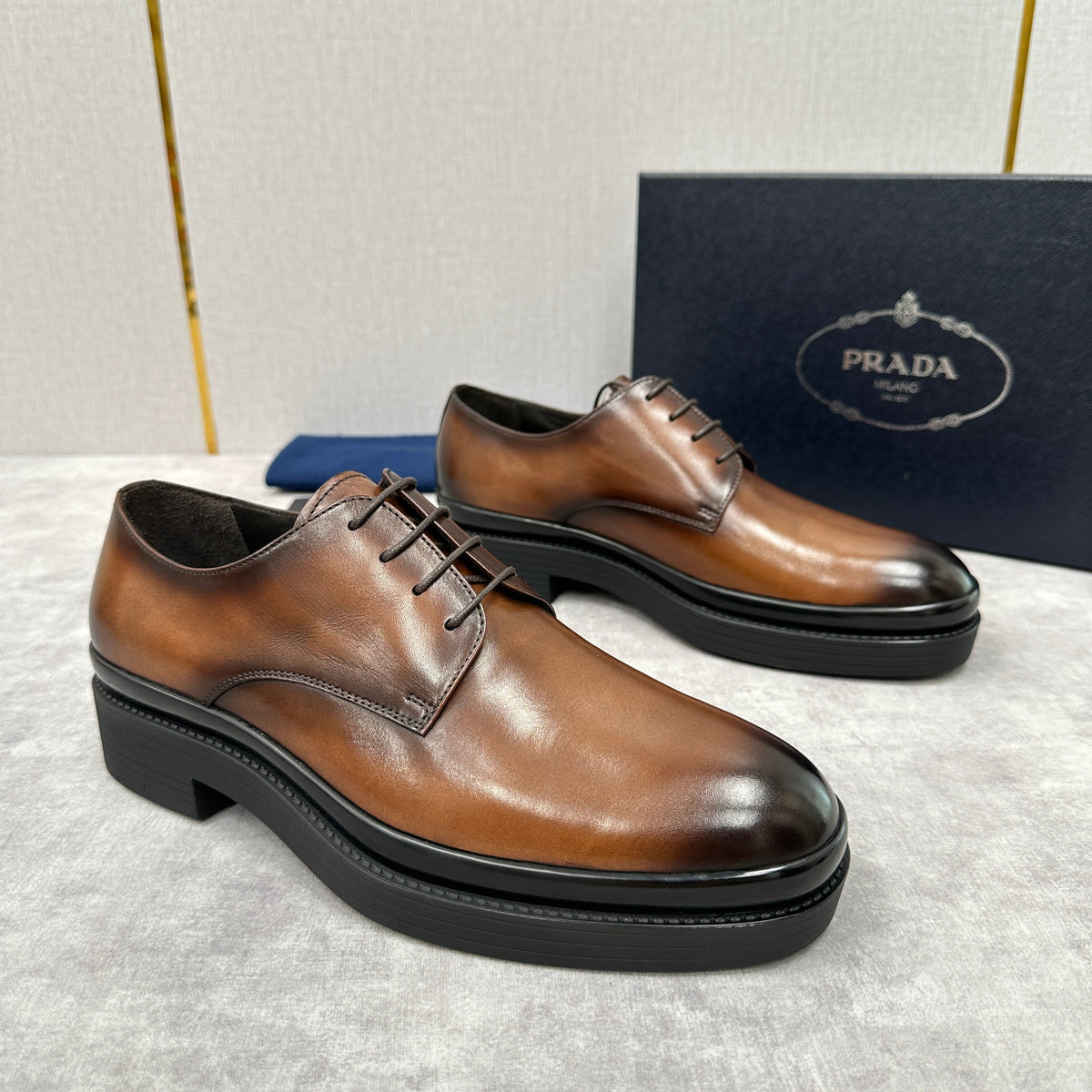 Mehrfarbige Derby-Schuhe – Herren