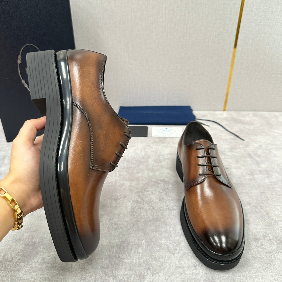 Mehrfarbige Derby-Schuhe – Herren