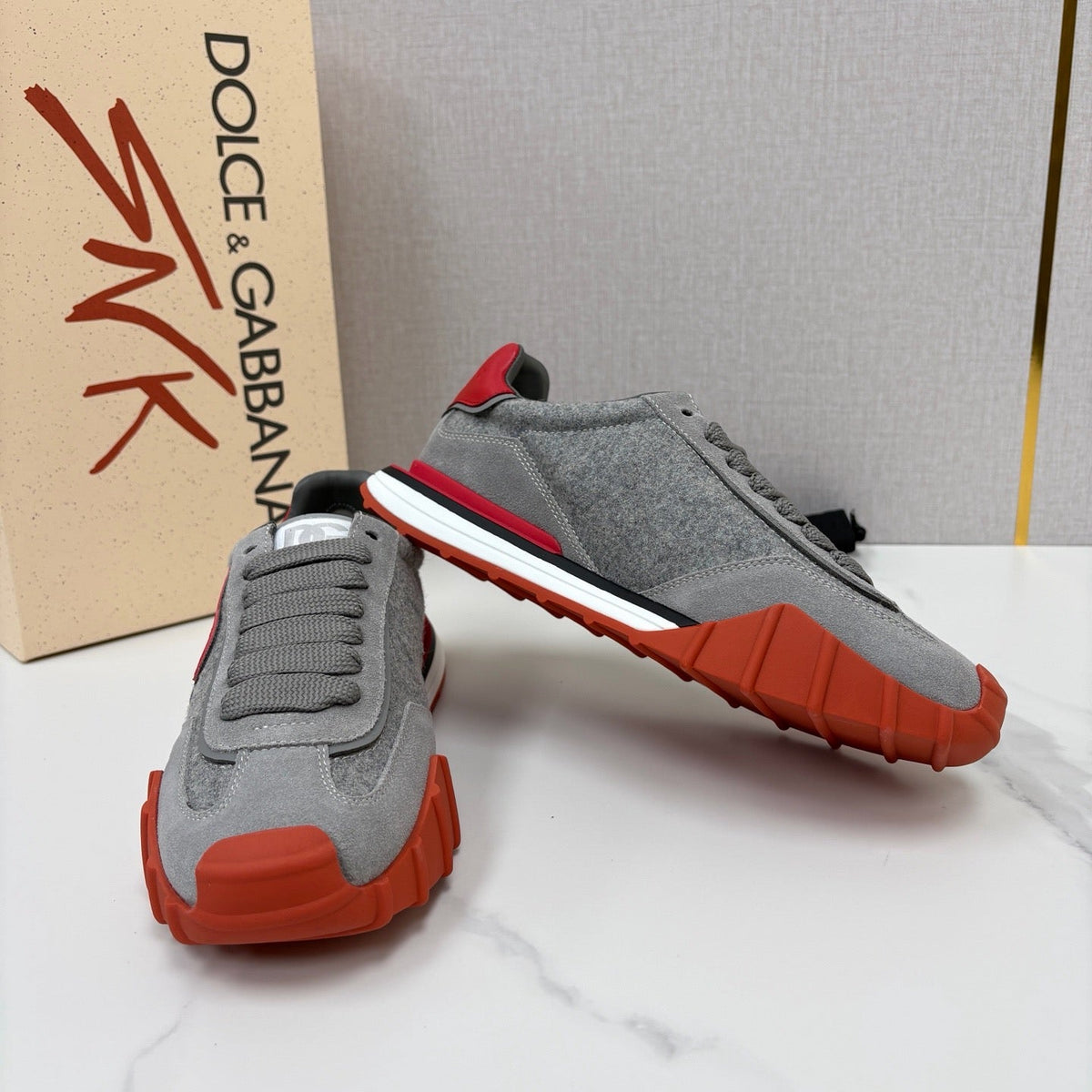 Black Mesh Tonal Runner - Men's