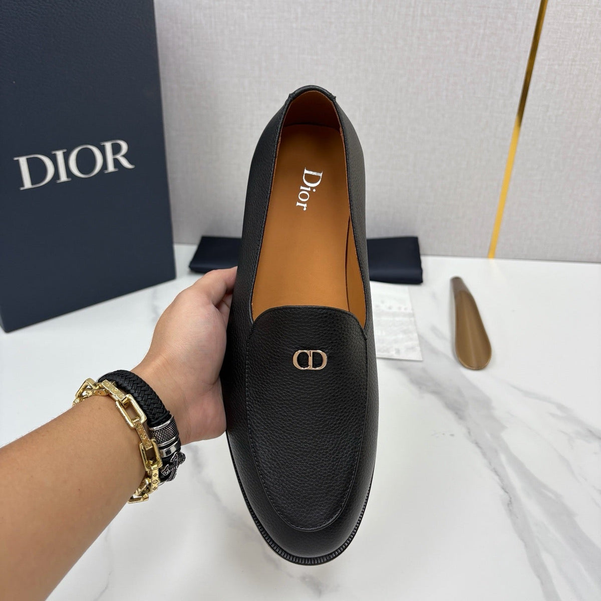 Schwarzer Leder-Slipper ohne Muster – Herren