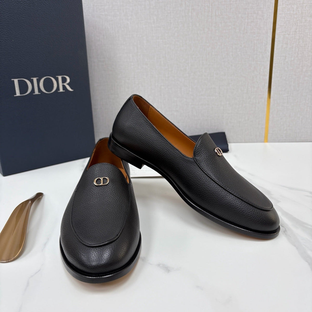 Schwarzer Leder-Slipper ohne Muster – Herren
