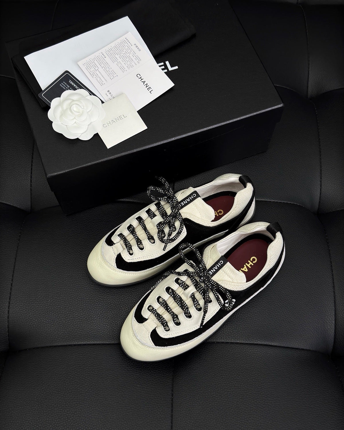 Cream Leather Two-Tone Low-Top - Women's