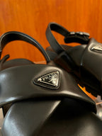 Schwarze Leder-Sandalen mit Profilsohle – Herren