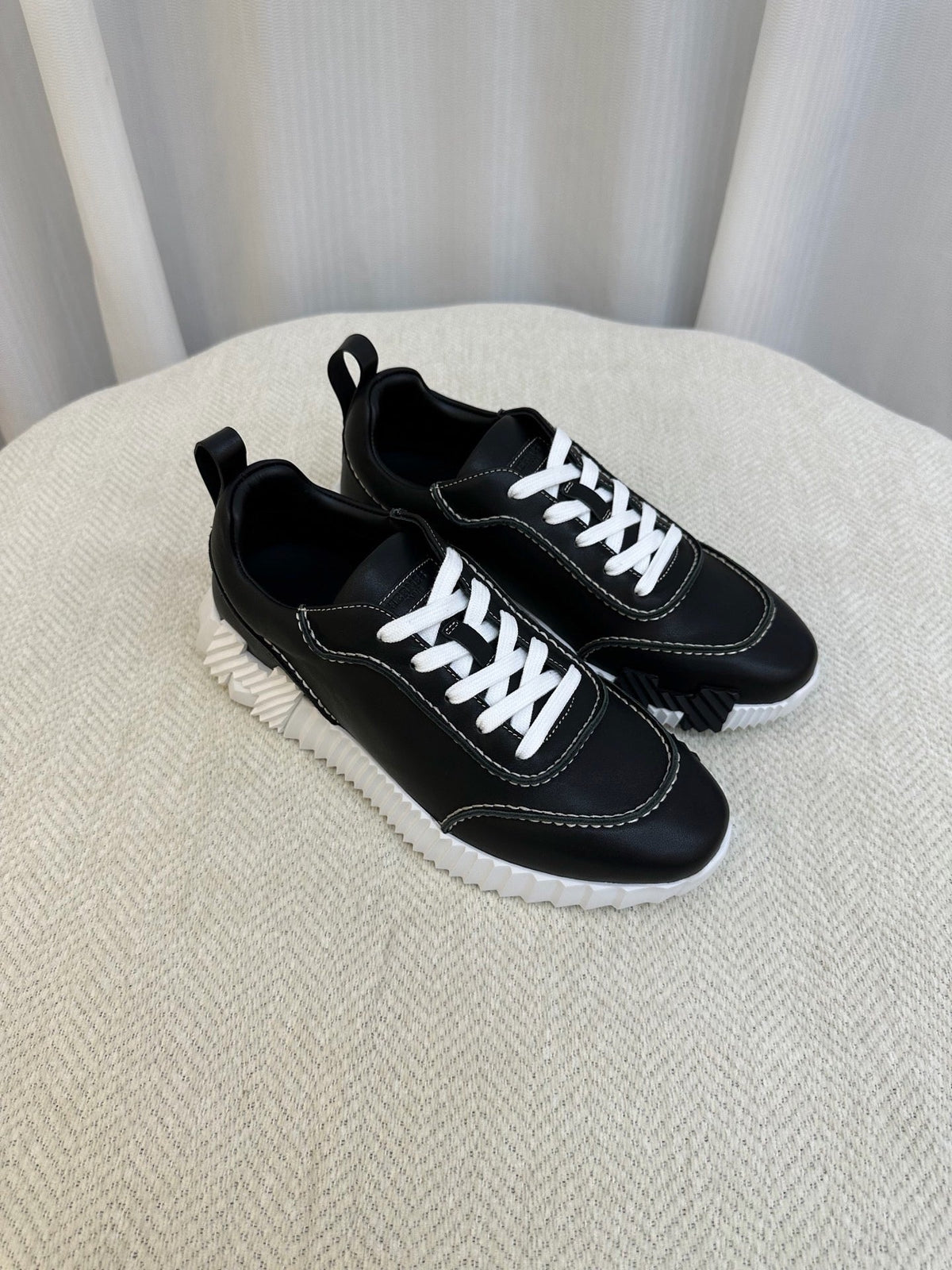Black Knit Contrast Sole Runner - Men's