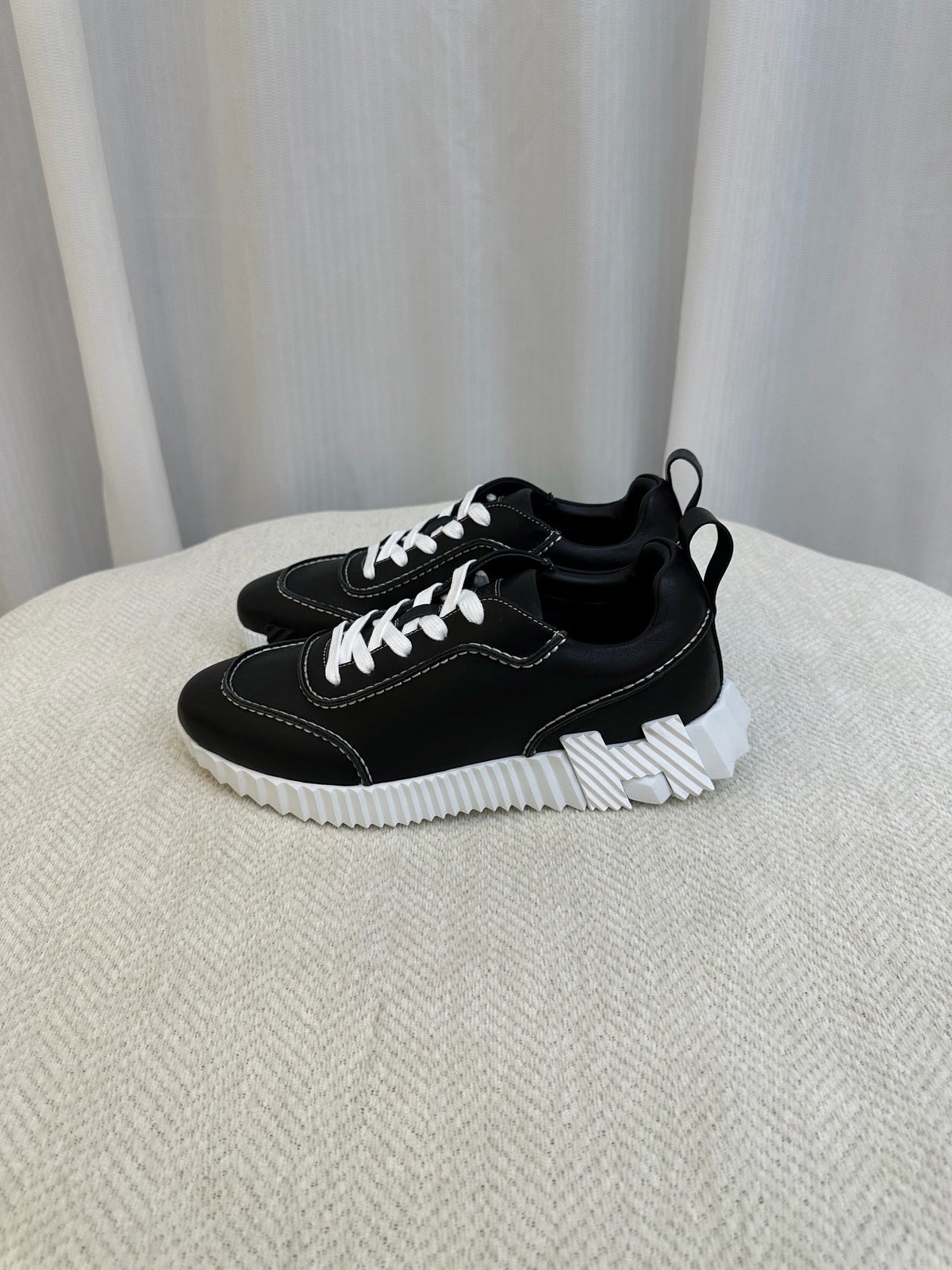 Black Knit Contrast Sole Runner - Men's