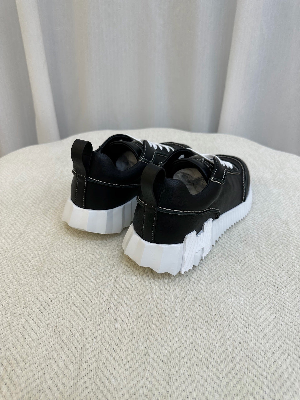 Black Knit Contrast Sole Runner - Men's