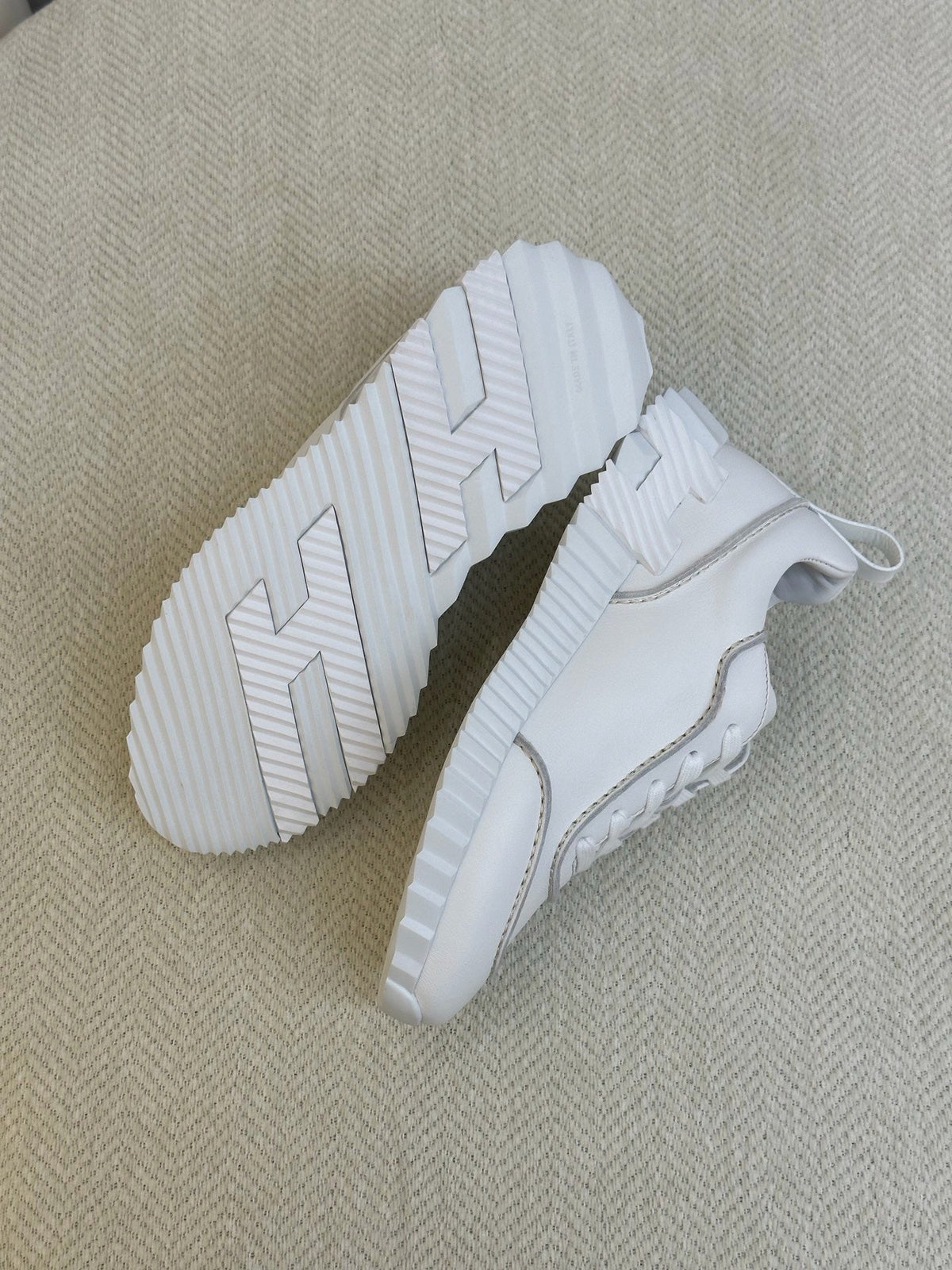 Black Knit Contrast Sole Runner - Men's