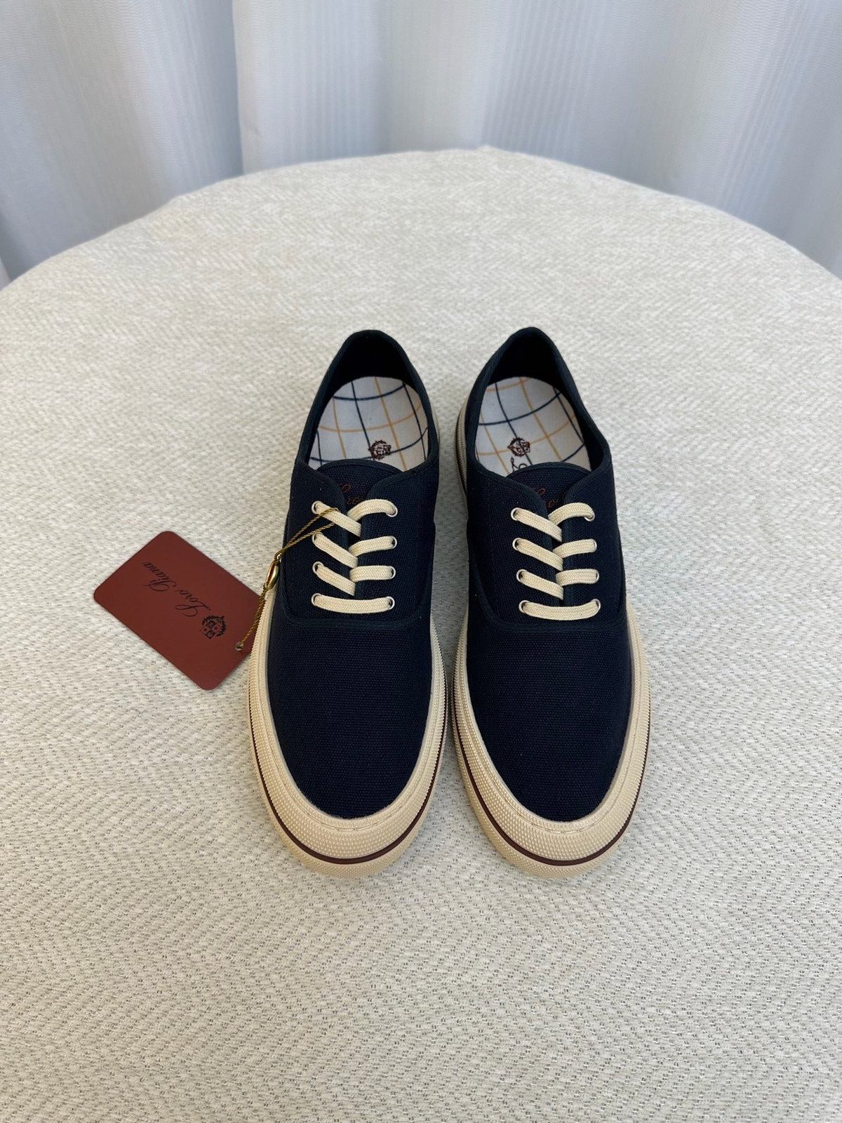 Schwarze Espadrilles