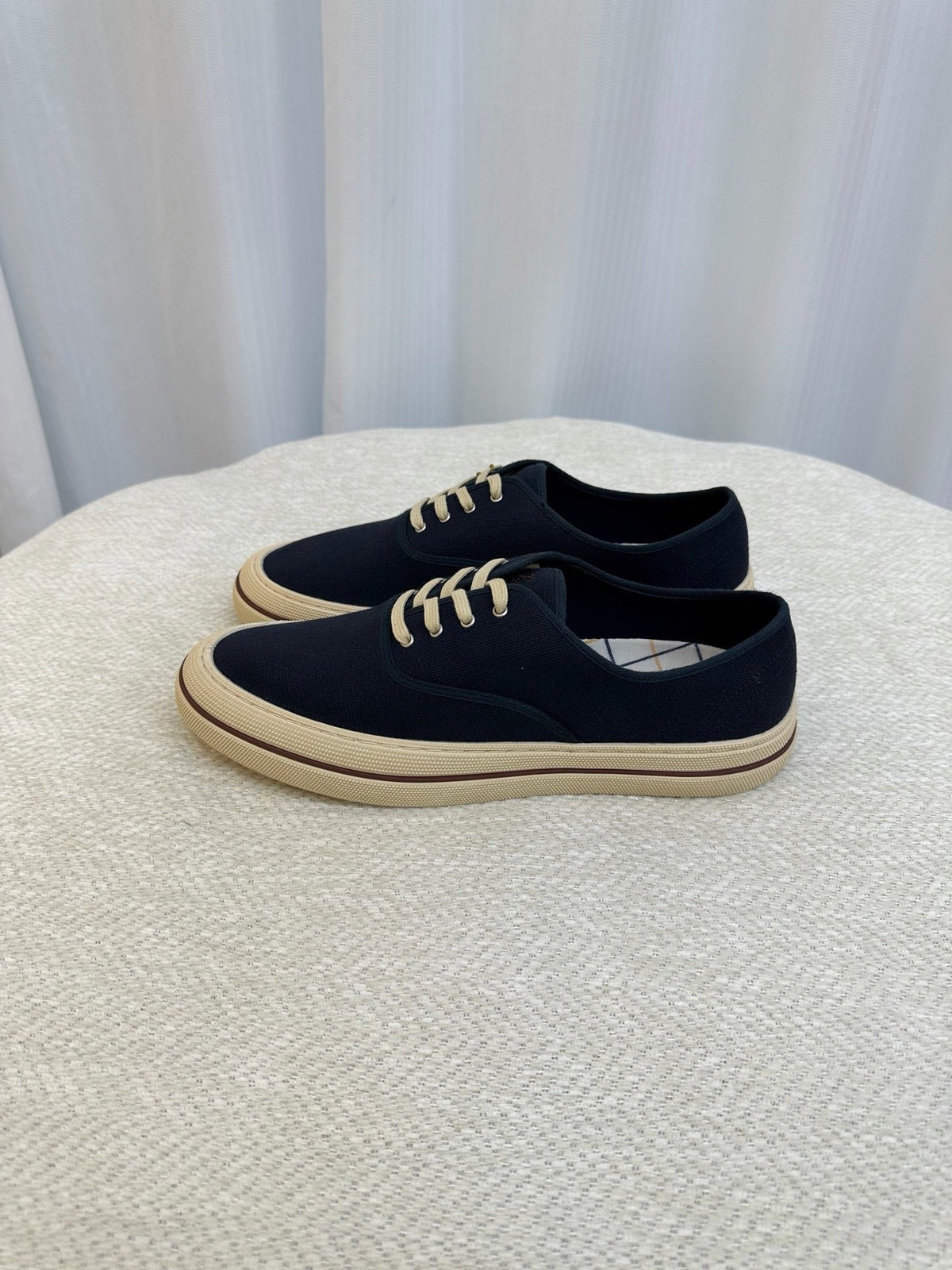 Schwarze Espadrilles