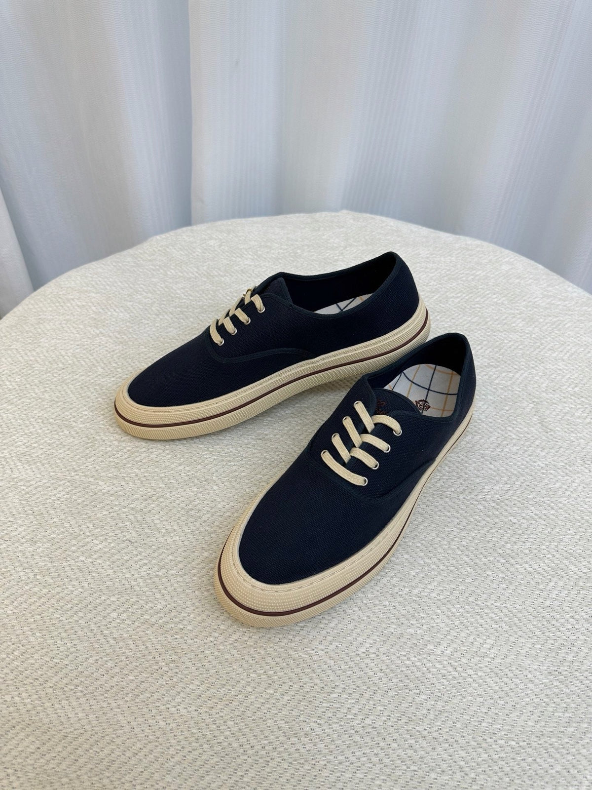 Schwarze Espadrilles