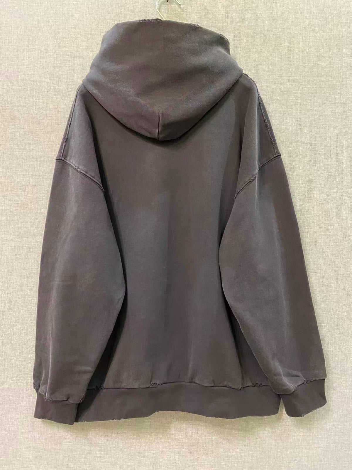 Grey Cotton Graphic Pullover - Men's
