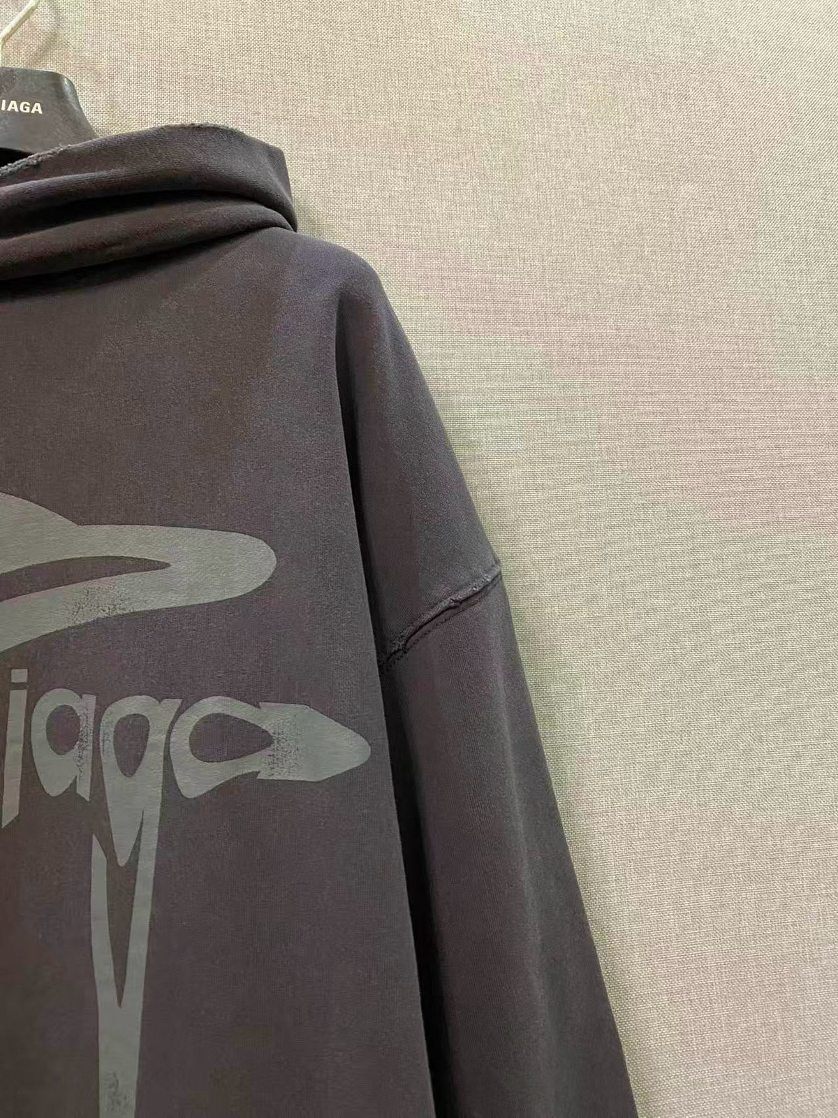 Grey Cotton Graphic Pullover - Men's