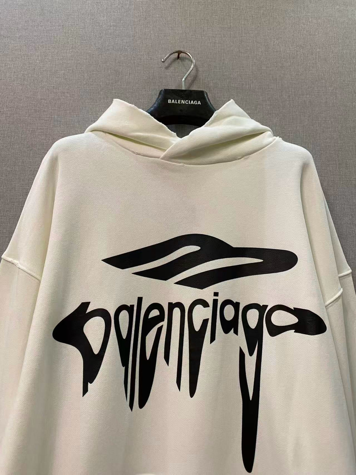 Grauer Baumwoll-Grafik-Pullover – Herren