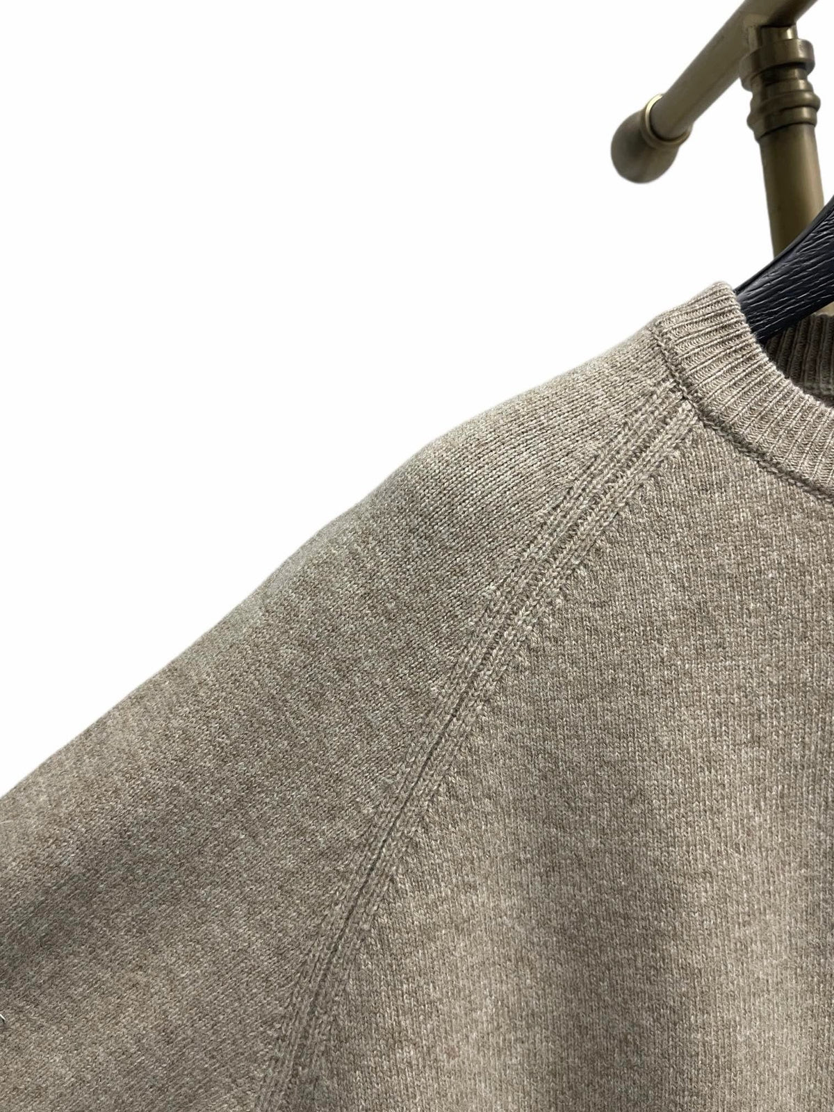 Beigefarbener Rundhals-Pullover aus Wolle – Herren