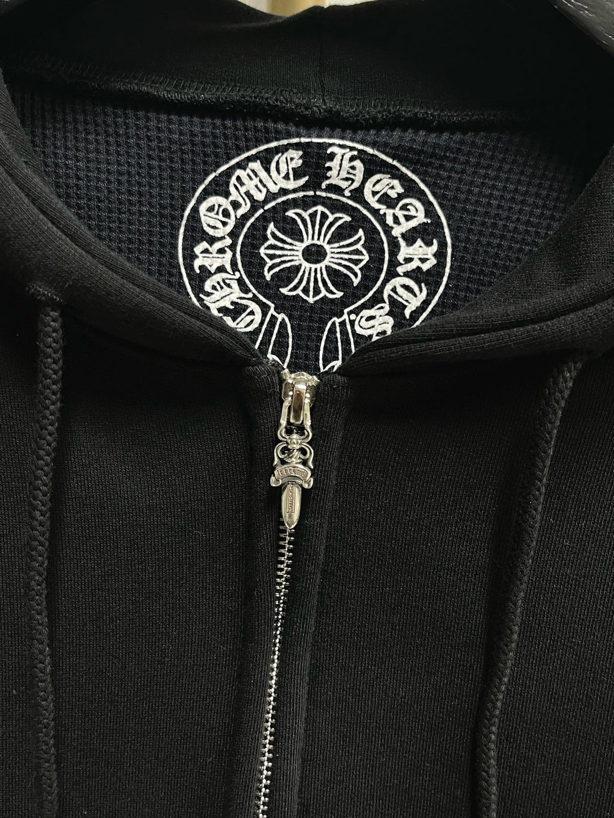 Schwarze Zip-Through Jacke aus Baumwolle mit Grafik – Herren