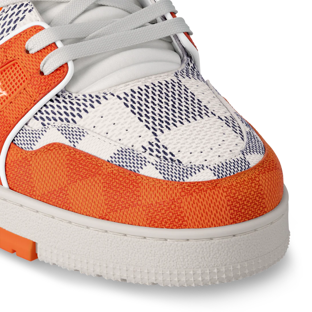 Trainer vintage Sneaker – it is notable for its elaborately constructed upper and rich detailing, including – LUX VERSE Luxury Designer Fashion Outlet