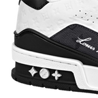 Trainer Iconic Sneaker – designed by Virgil Abloh, this iconic model was inspired by vintage basketball – LUX VERSE Luxury Designer Fashion Outlet