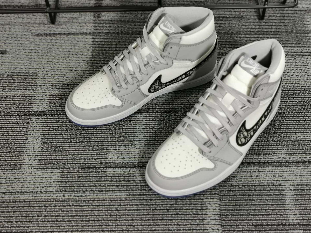 White Leather Print High-Top - Men's