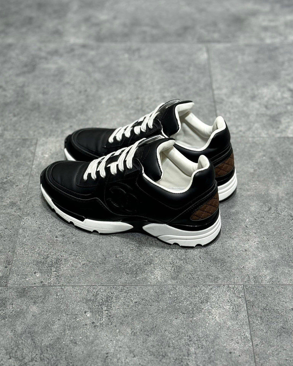 White Mesh Colourblock Chunky - Women's
