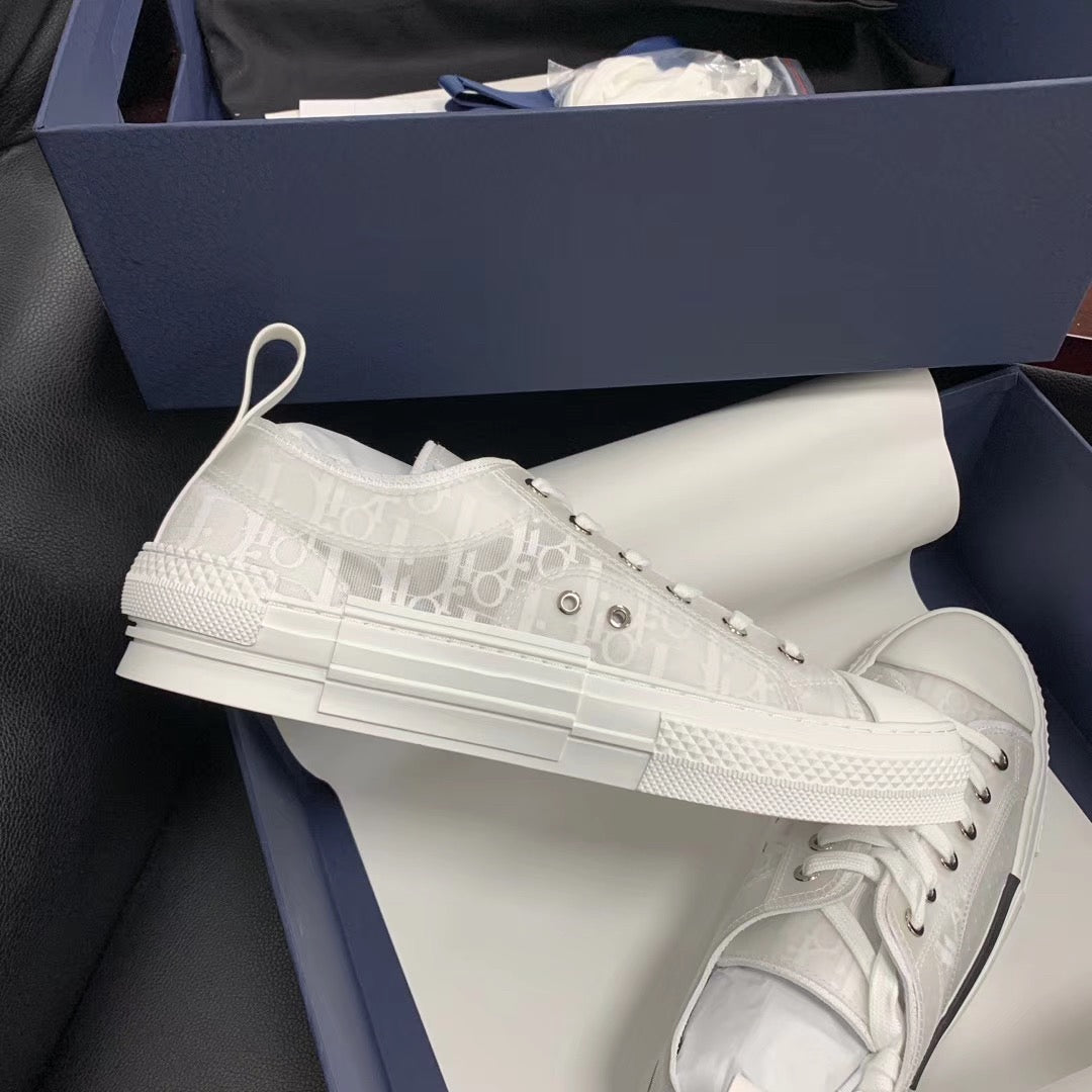 B23 Low White Oblique Sneakers