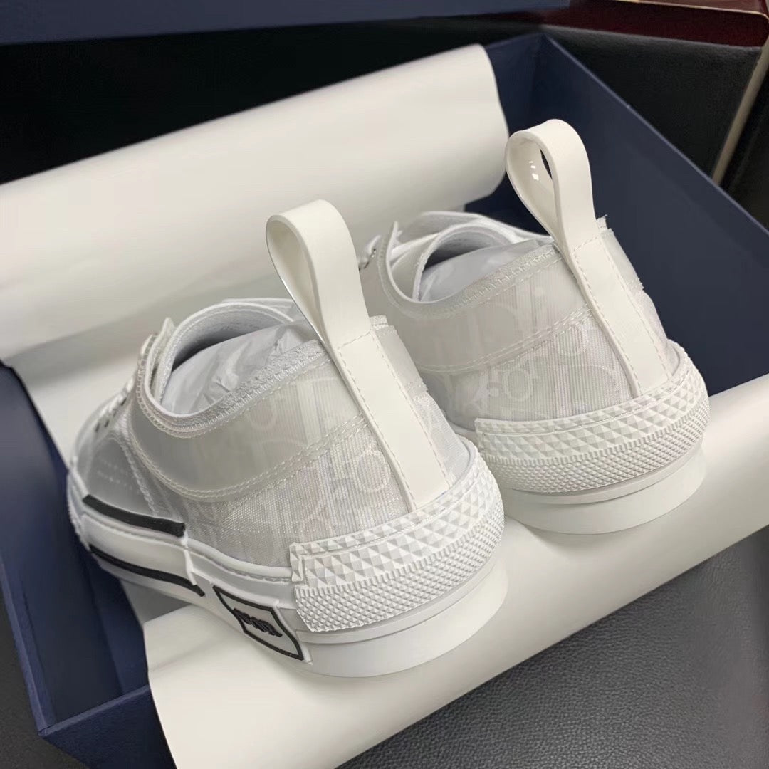 B23 Low White Oblique Sneakers