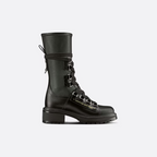 D-Fight Ankle Boot – the D-Fight ankle boot is one of the season's staple designs and draws inspiration – LUX VERSE Luxury Designer Fashion Outlet