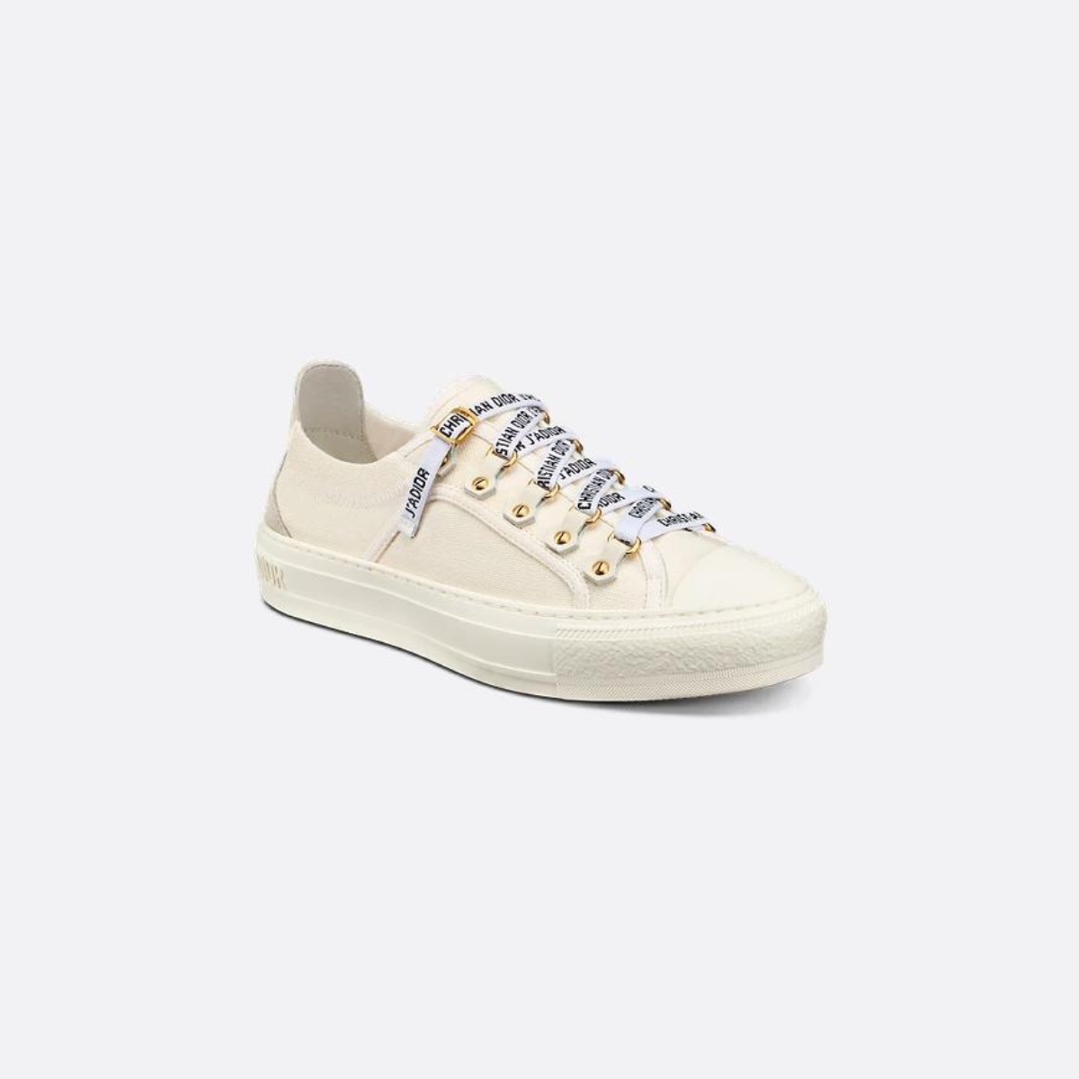 Walk'n'Suede Sneaker – it is completed by signatures on the tab, the rubber heel and laces for a timeless – LUX VERSE Luxury Designer Fashion Outlet