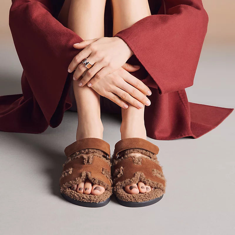 Chypre sandal – sleek design for a comfortable casual look.We recommend choosing your – LUX VERSE Luxury Designer Fashion Outlet