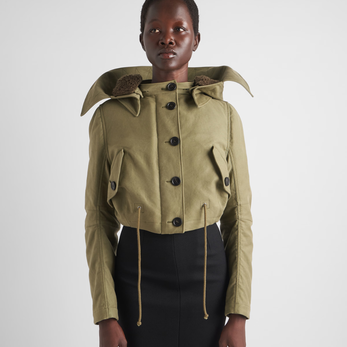 Cotton and satin jacket – this cotton and satin jacket presents volumes and structured lines that elevate – LUX VERSE Luxury Designer Fashion Outlet