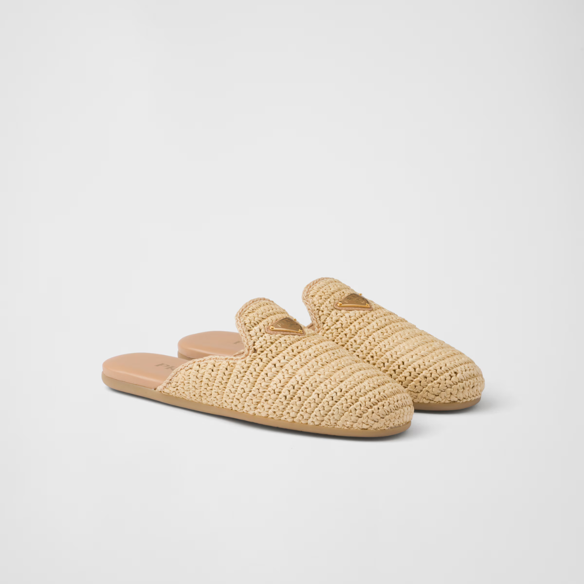 Crochet mules – the style completed with a thin rubber sole is decorated with the iconic enameled – LUX VERSE Luxury Designer Fashion Outlet