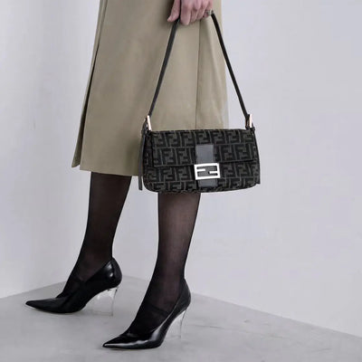 Baguette - Luxury Designer Outlet