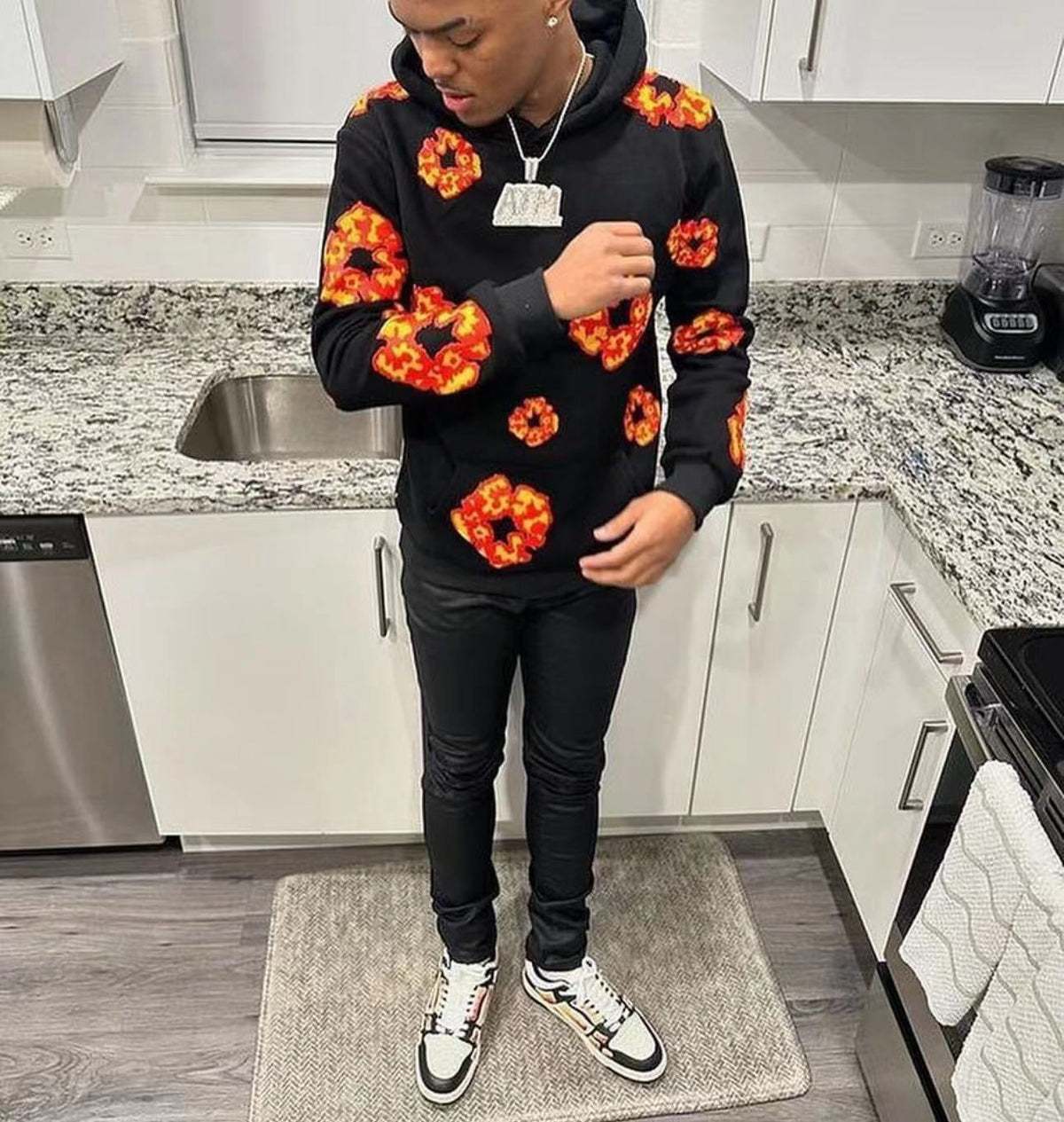 Black Cotton Floral Print Pullover - Men's