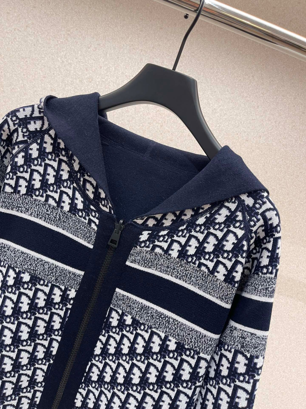 Marineblaues Jacquard-Monogramm-Panel-Rundhals-Sweatshirt – Herren