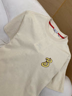 Rotes Kurzarmshirt aus Baumwolle mit goldenem Logo – Herren