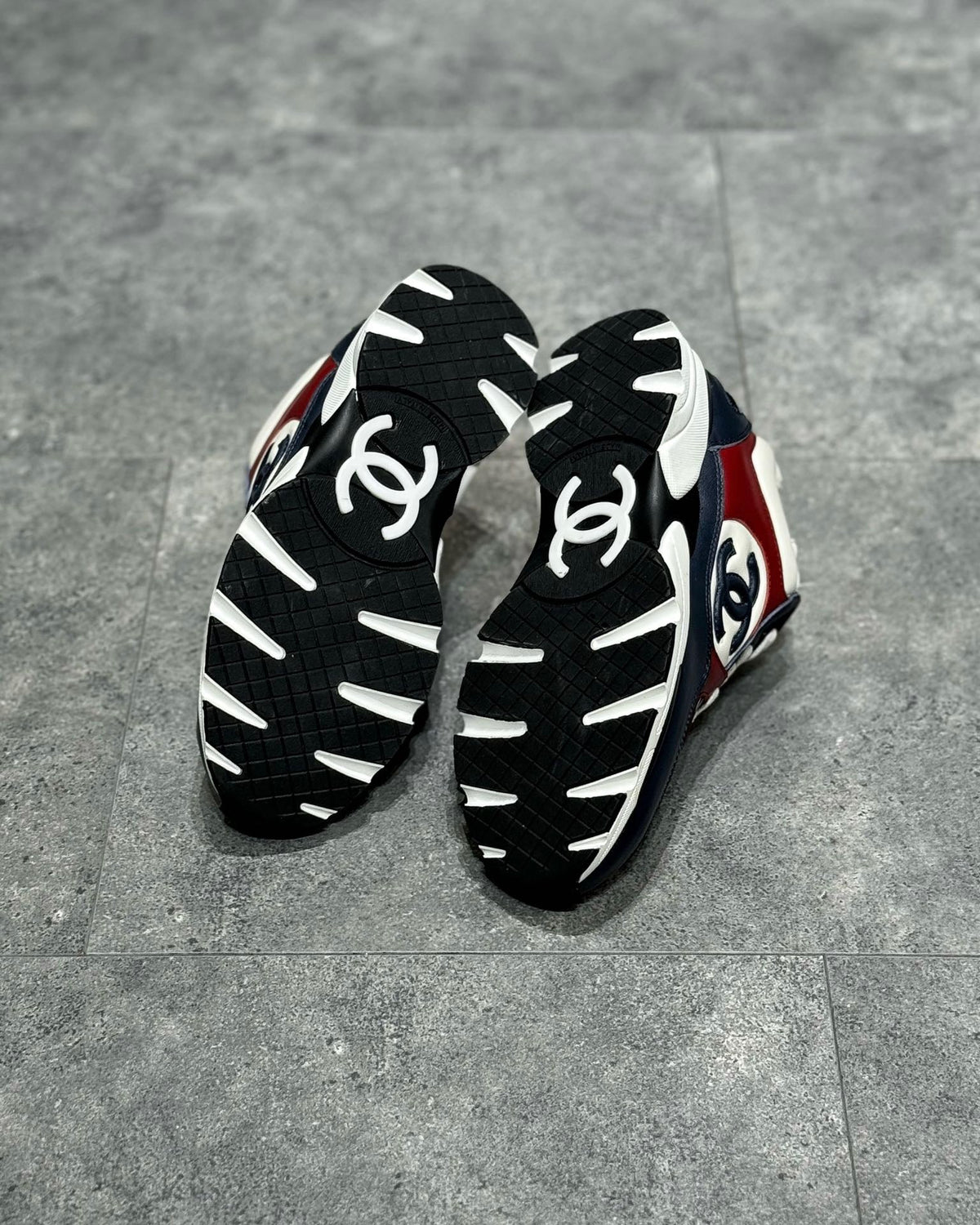 White Mesh Colourblock Chunky - Women's