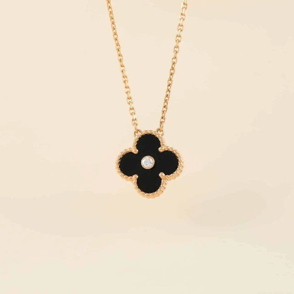Clover 15mm Diamond Onyx Necklace – LUX VERSE Luxury Designer Fashion Outlet