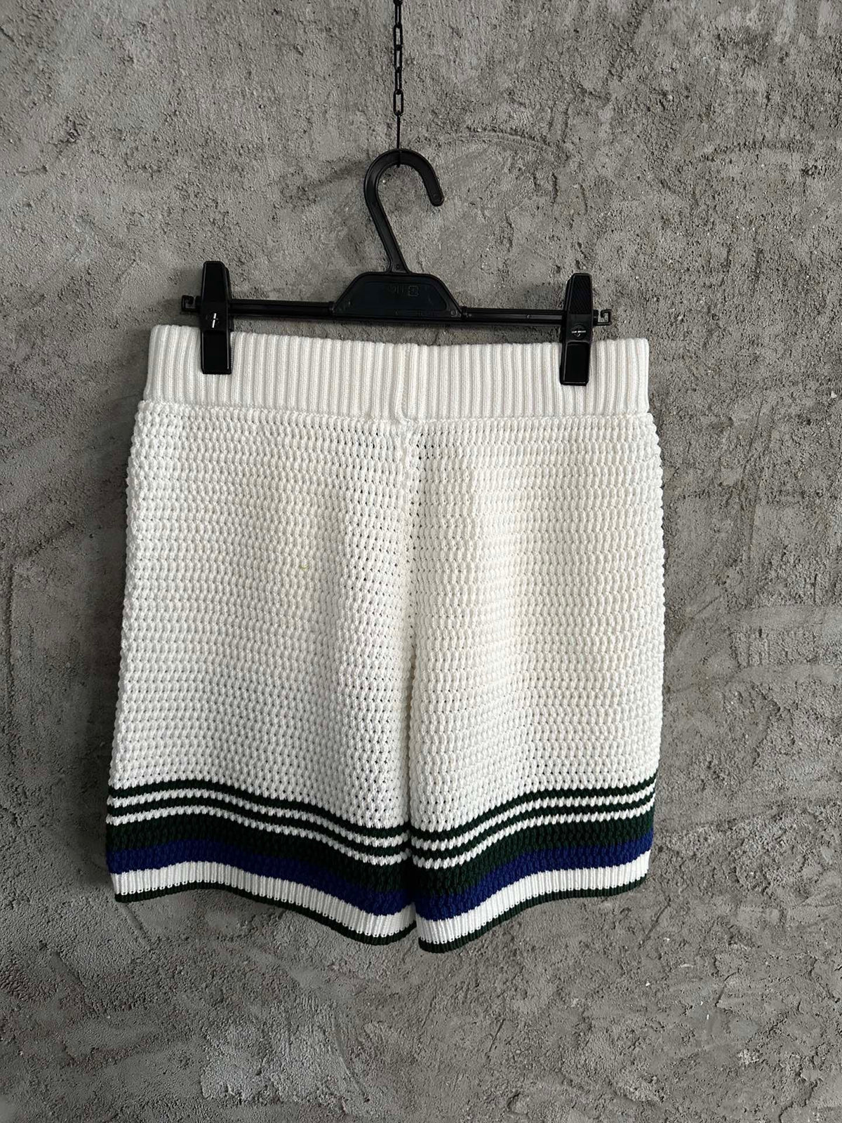 Marineblaue gestreifte Strickshorts – Herren