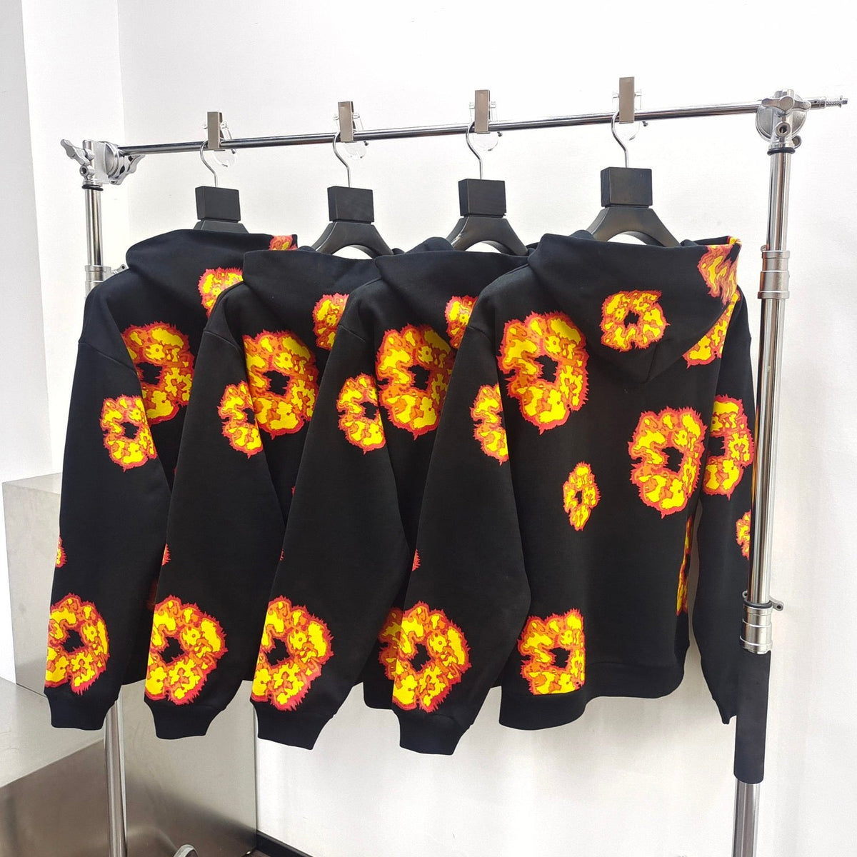 Black Cotton Floral Print Pullover - Men's