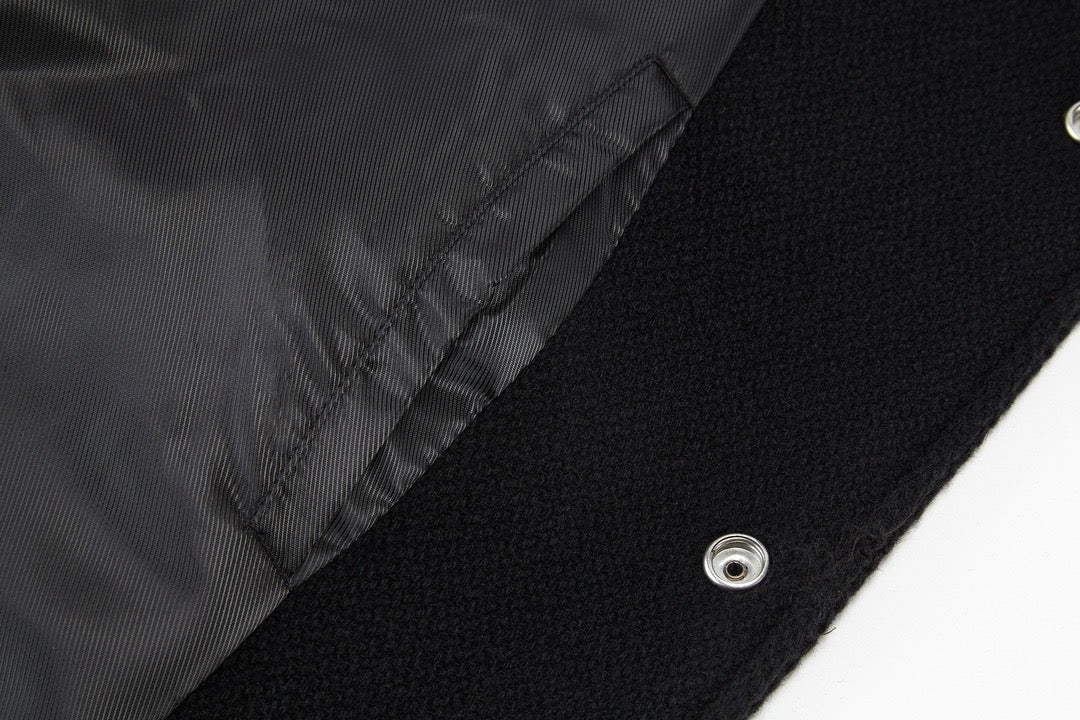Schwarze College-Jacke aus Wolle mit gestreiften Bündchen – Herren
