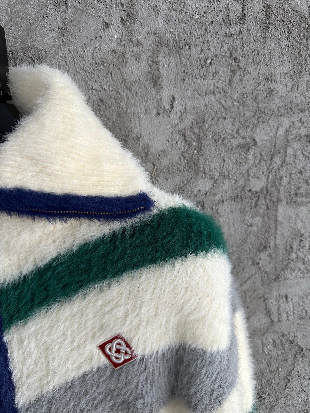 Cremefarbener Strickpullover mit Streifen und Reißverschluss – Herren