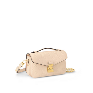 Pochette Métis East West Grained Leather
