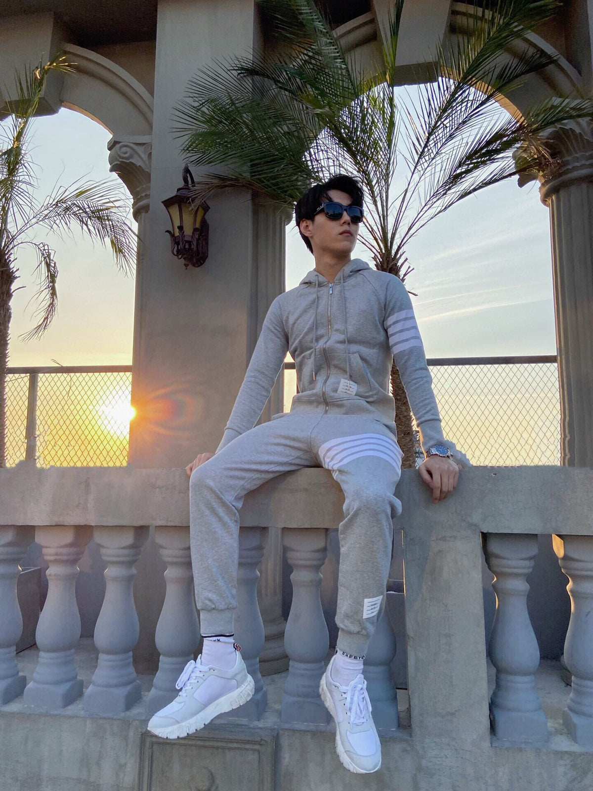 Marineblaue Jogginghose aus Baumwolle mit Bar-Streifen – Herren