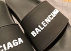 Schwarze Logo-Badeschlappen