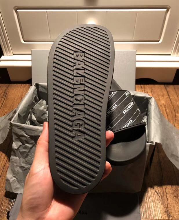 Grey Allover Logo Slides